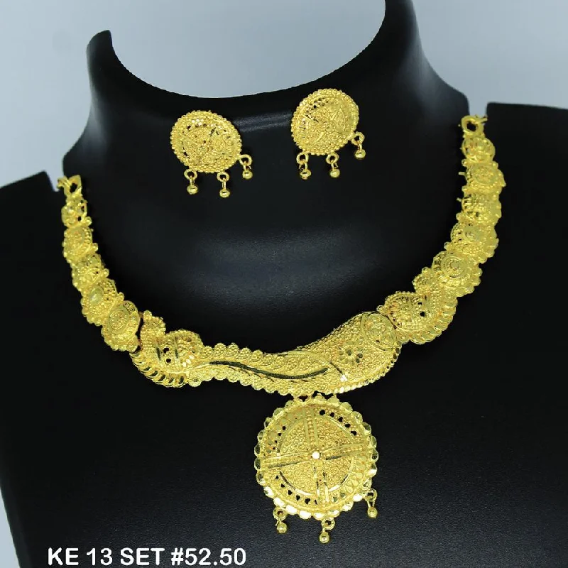 women’s elegant diamond necklace-Mahavir Forming Gold Necklace Set   - 36- KE- 13