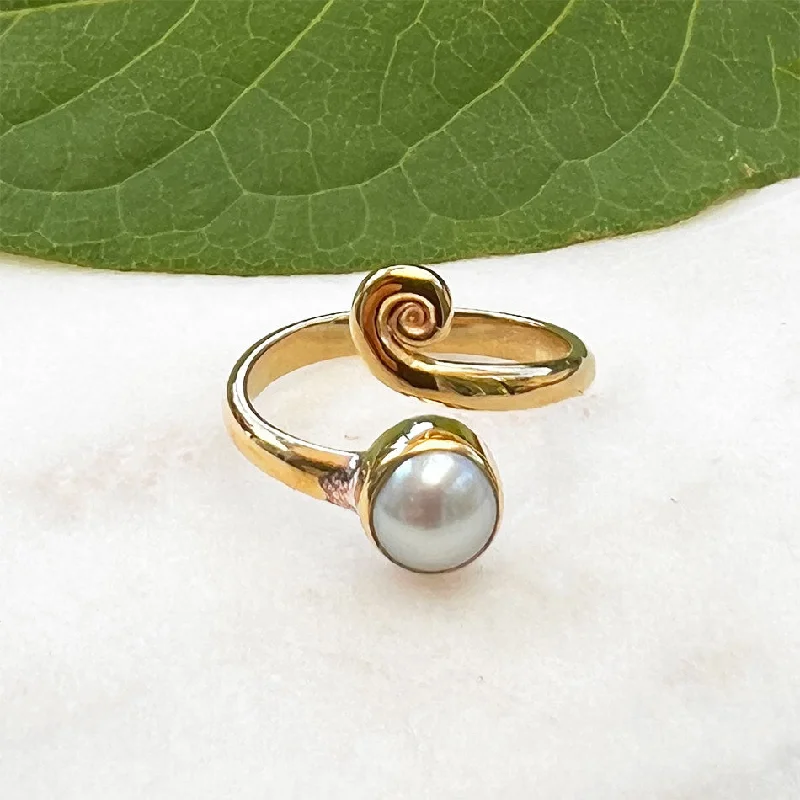 women’s luxury engagement ring-Pearl Spiral Adjustable Ring- Brass, Indonesia