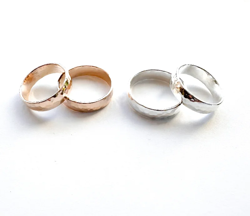 women’s princess-cut ring-ring. hammered bands