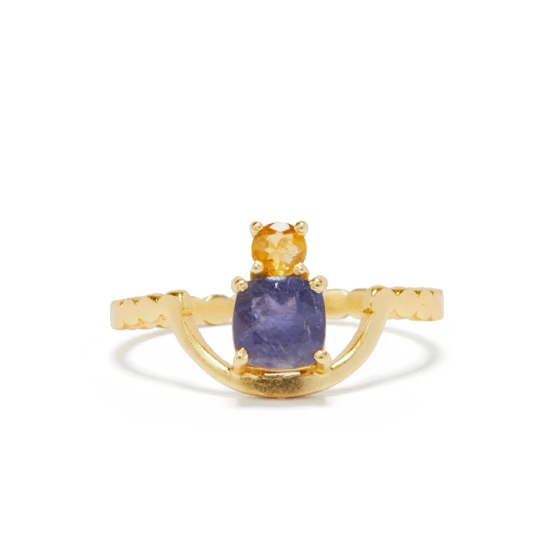 women’s sapphire ring-Dreamchaser Ring