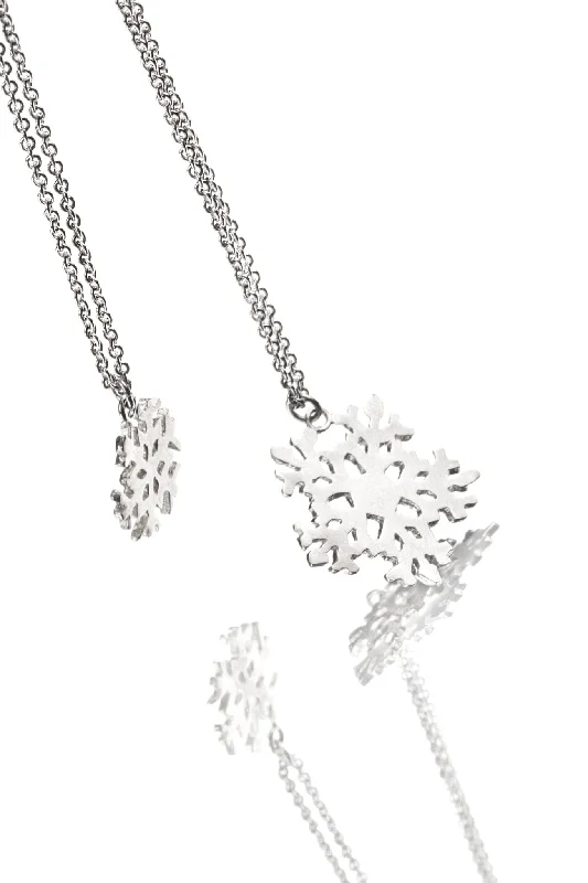 women’s coin pendant necklace-Snowflake Necklace