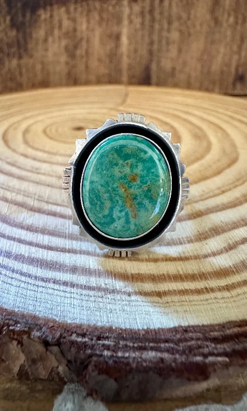 women’s anniversary ring-GREEN SHADOWBOX Skeets Silver & Turquoise Ring • Size 6 1/2