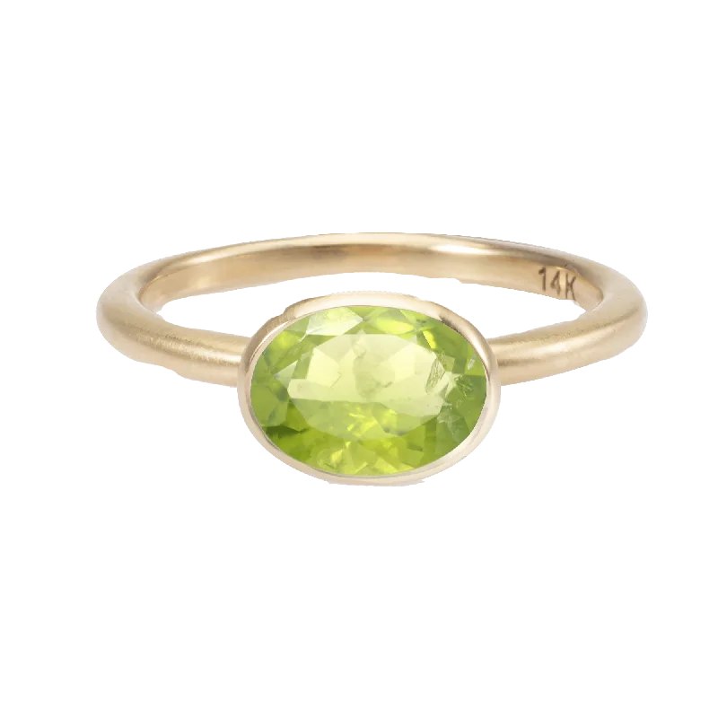 women’s pearl ring-Charm Peridot Ring