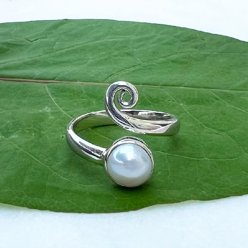 women’s oval-shaped ring-Pearl Spiral Adjustable Ring- Sterling Silver, Indonesia