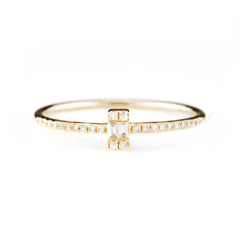 women’s timeless ring-Baguette Adelaine Ring