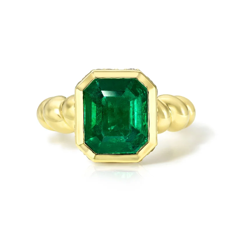 women’s personalized ring-18k Emerald Cut Emerald Nautilus Ring