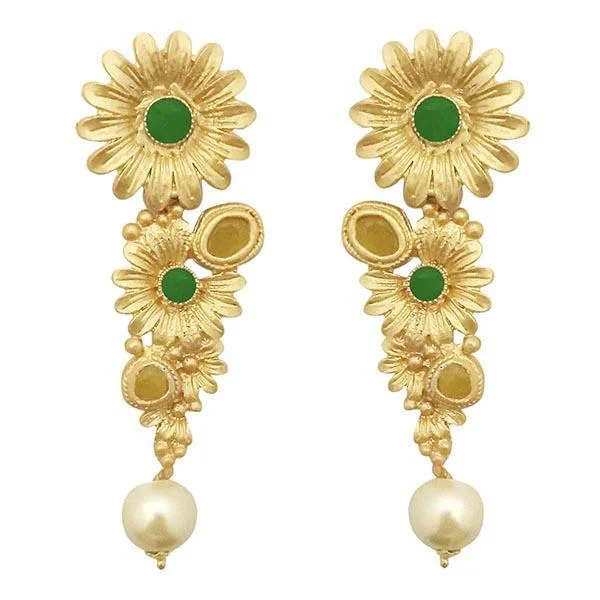 women’s casual earrings-Kriaa Green Pota Stone Gold Plated Floral Pearl Dangler Earrings