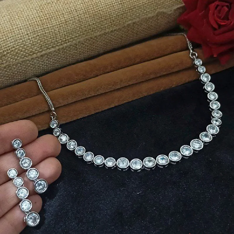 women’s elegant diamond necklace-Manisha Jewellery Austrian Stone Necklace Set