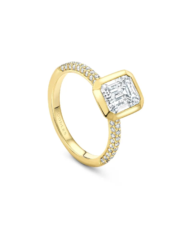 women’s princess-cut ring-Florentine Emerald Cut Diamond Yellow Gold Ring