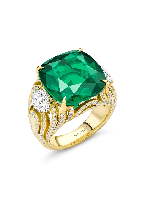 women’s floral gemstone ring-Kyoto Cushion Emerald Yellow Gold Ring