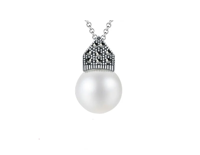 women’s crystal chandelier necklace-Studded Pearl Necklace