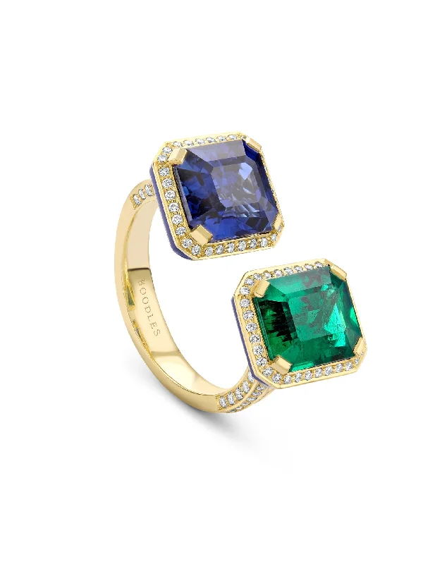 women’s wedding anniversary ring-Classic Gemini Emerald and Sapphire Yellow Gold Ring