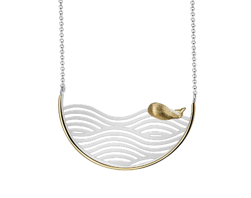 women’s circle pendant necklace-Swimming Whale Necklace