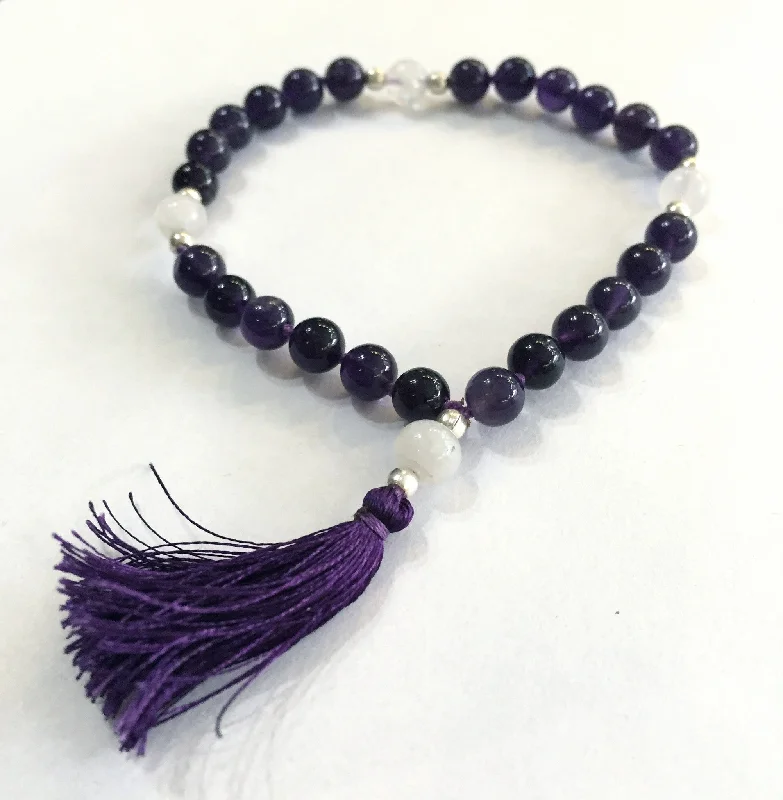 women’s elegant bracelet-Amethyst & Pearl Quartermala