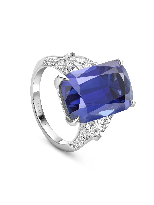 women’s fine jewelry ring-Classic Sapphire Ashoka Platinum Ring