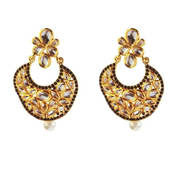 women’s crystal earrings-Kriaa Stone And Kundan Gold Plated Dangler Earring