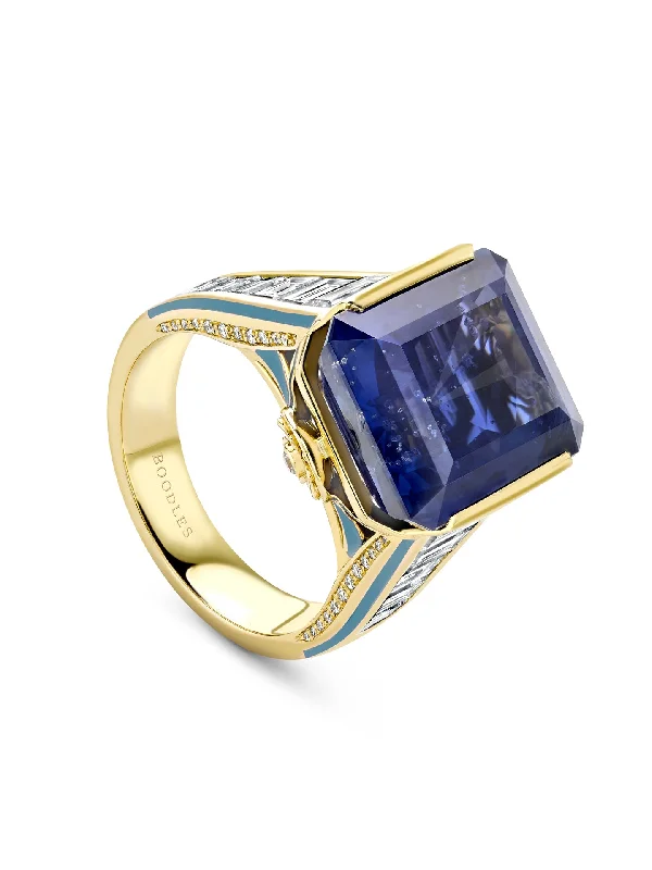 women’s emerald engagement ring-A Family Journey Paris Tuileries Sapphire Yellow Gold Ring